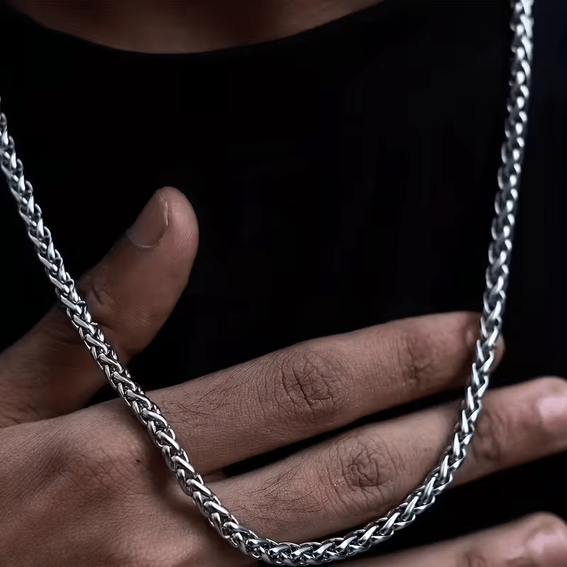 Unisex Heavy-Duty Cuban Link Chain Necklace